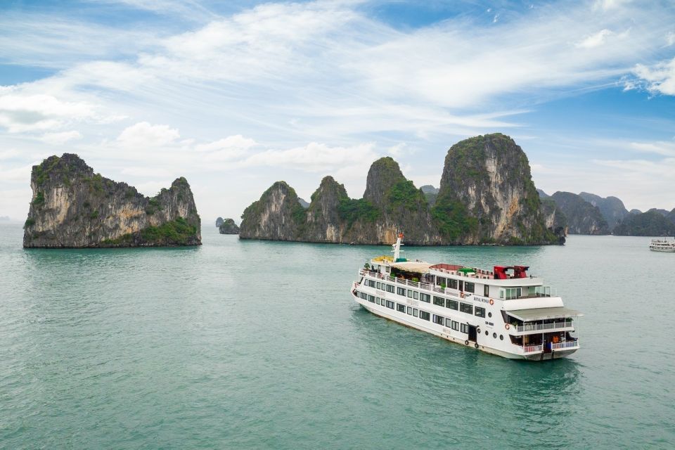 2-Day Ha Long Bay Luxury Cruise & Jacuzzi - Key Points