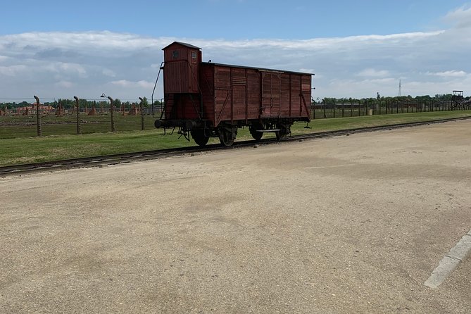 1 Day Trip Auschwitz-Birkenau Memorial and Museum Guided Tour From Krakow - Pickup Information