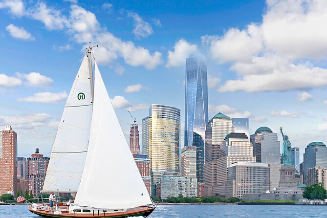 1 Hour Private Charter in New York Harbor for up to 6 People - Cancellation Policy