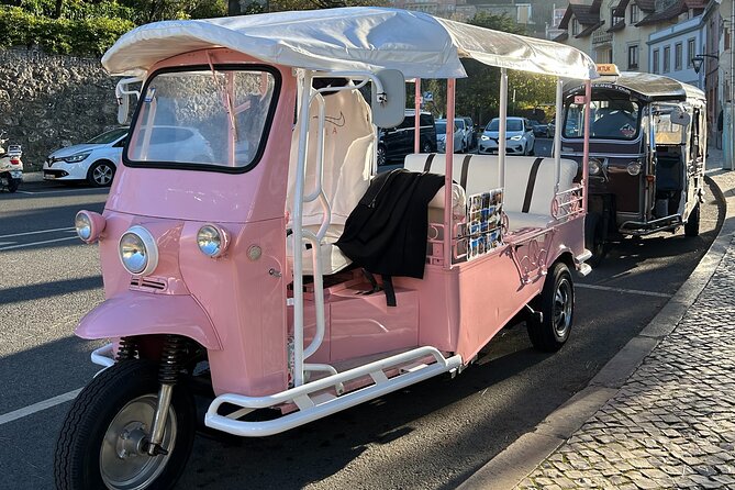 1 Hour Sightseeing Tour in Sintra With Tuktuk - Tour Duration