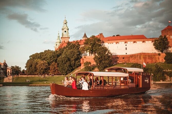 1 Hour Traditional Gondola Sightseeing Vistula River Cruise - Cancellation Policy for the River Cruise