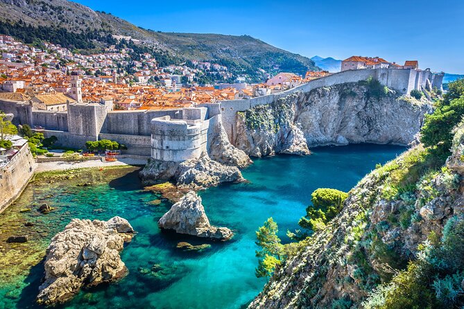 13-Days Guided Sightseeing Tour in Balkan Bliss - Meals and Dining Options