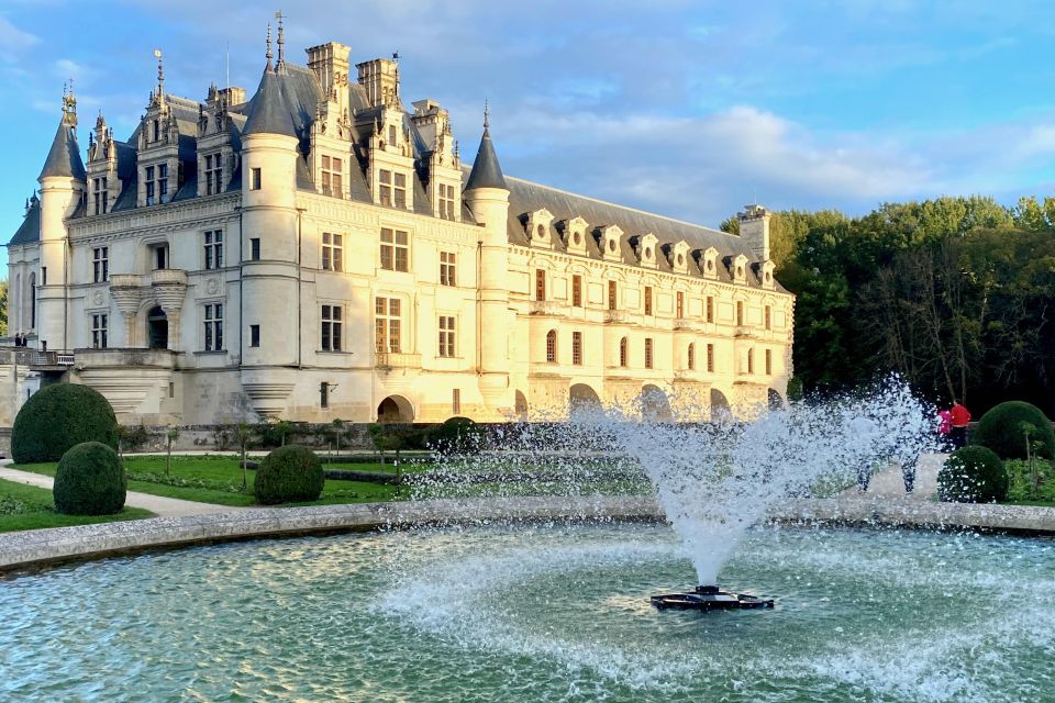 2-Day Private VIP 6 Loire Valley Castles From Paris Mercedes - Experience