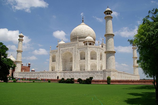 2 Days (Overnight) Agra Tour by Gatimaan Train With Hotel Accommodation - Gatimaan Train Experience