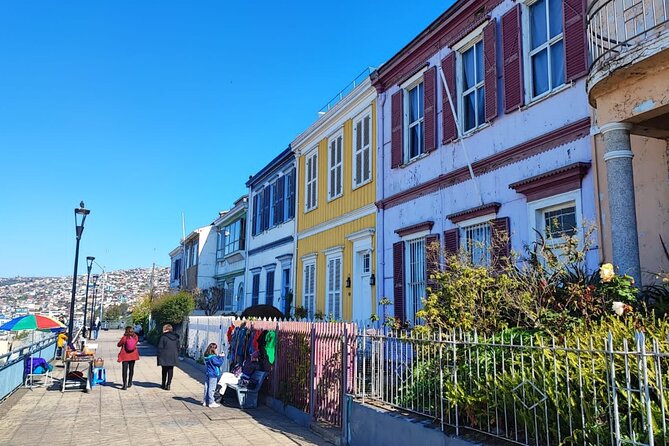 2 Hour Walking Tour in Valparaiso - Copyright and Terms