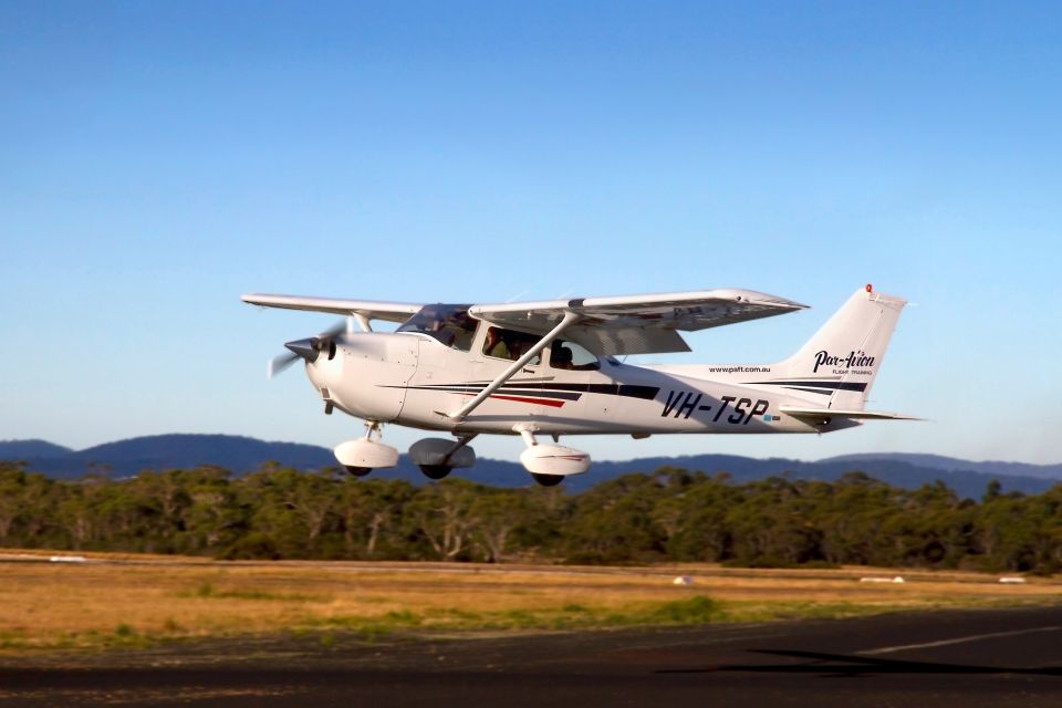 20 Minute Scenic Hobart Plane Flight - Inclusions and Accessibility