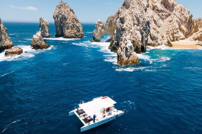 3-hour Snorkeling and Catamaran in Cabo San Lucas - Famous Rock Formation Sightseeing