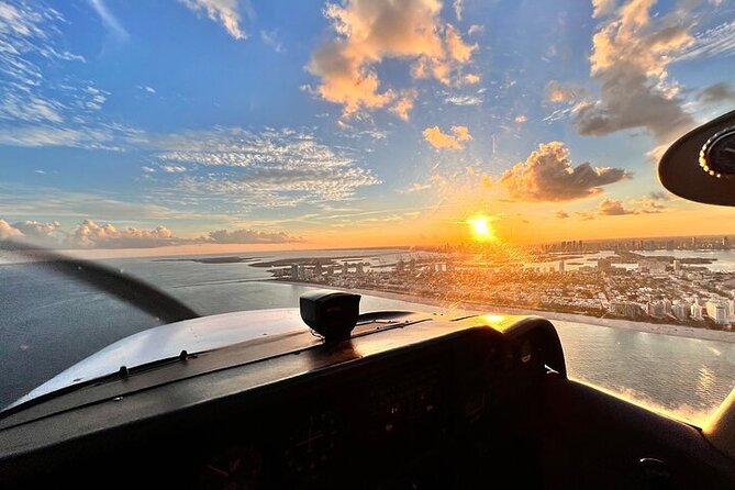 45-Minute Miami Beach Sunset Breathtaking Flight Tour - Key Sights