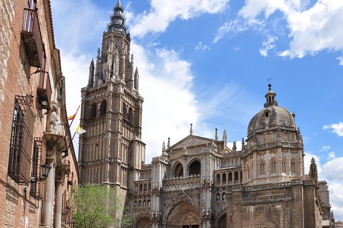 5 Day Guided Tour Andalusia and Toledo From Barcelona - Meeting Point and Departure Time