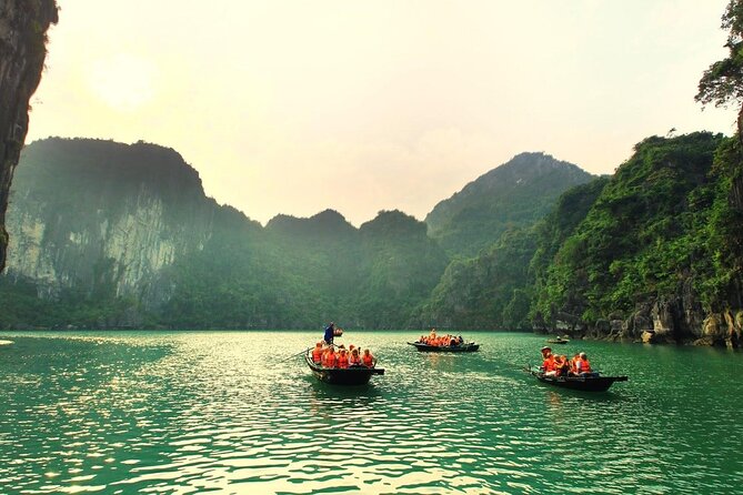 5 Days 4 Nights Highlight Vietnam Tours - Accommodation and Meals Included