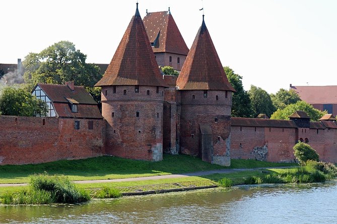 6 Hours Teutonic Castle Tour in Malbork - Itinerary Highlights