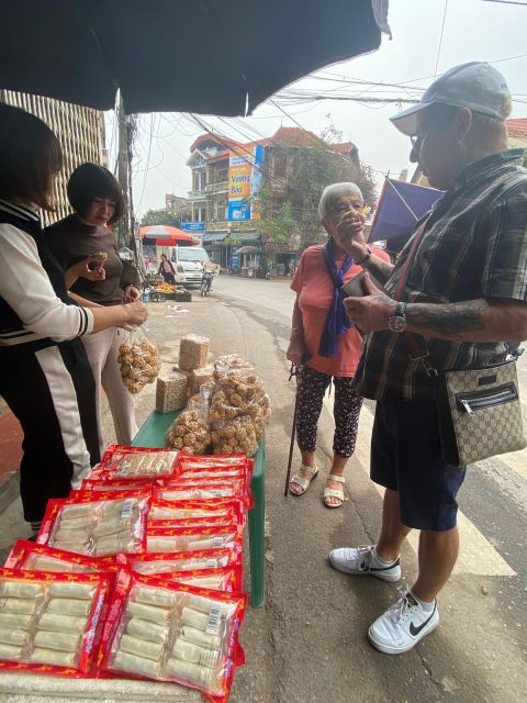 A-Day Explore Duong Lam Ancient Village - Location and Accessibility