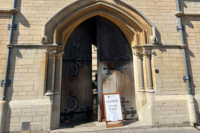 A Guide to the City of Dreaming Spires: A Self-Guided Audio Tour of Oxford - Tour Route Overview