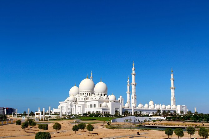 Abu Dhabi City Tour With Warner Bros From Abu Dhabi - Tour Inclusions