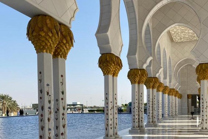 Abu Dhabi Day Trip With Grand Mosque and Louvre Abu Dhabi - Grand Mosque Experience