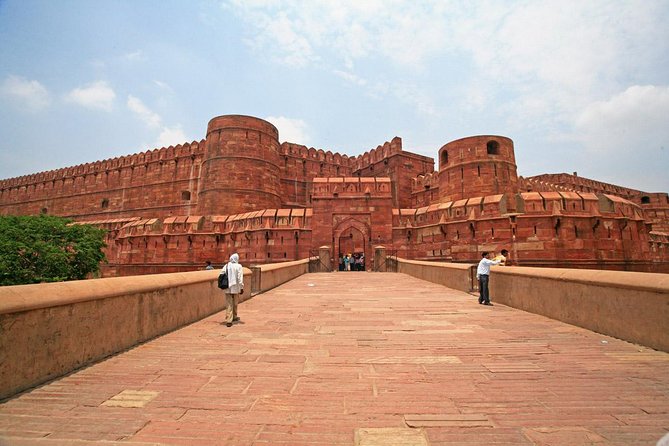 Agra Taj Mahal Tour in Same Day Returns - Tour Itinerary