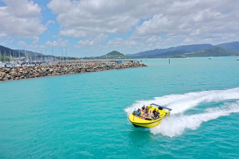 Airlie Beach: 30-Minute Jet Boat Ride - Language and Group Size