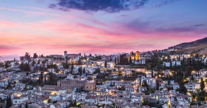 Albaicin and Sacromonte Evening Walking Tour - Detailed Tour Description