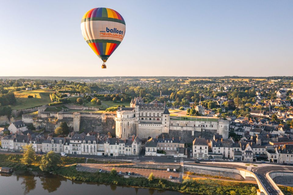 Amboise Hot-Air Balloon VIP for 3 Over the Loire Valley - Exclusive Amboise Hotel Pick-Up