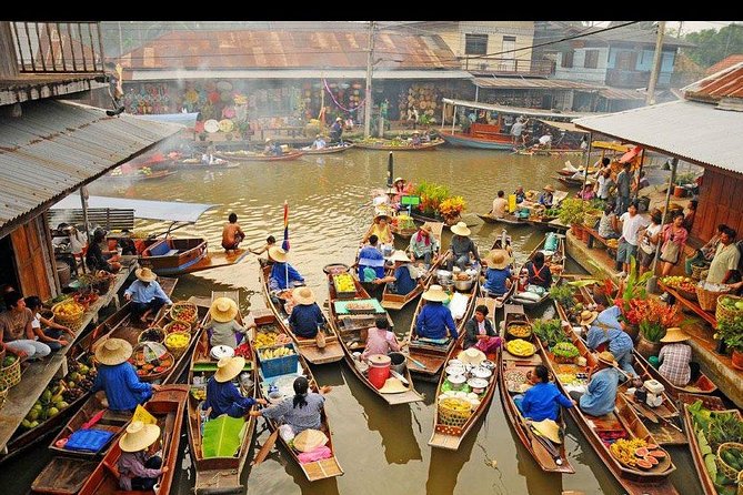 Amphawa Floating Market and Street Food Tour. Bangkok, Samut Songkhram - Must-Try Street Food at the Market