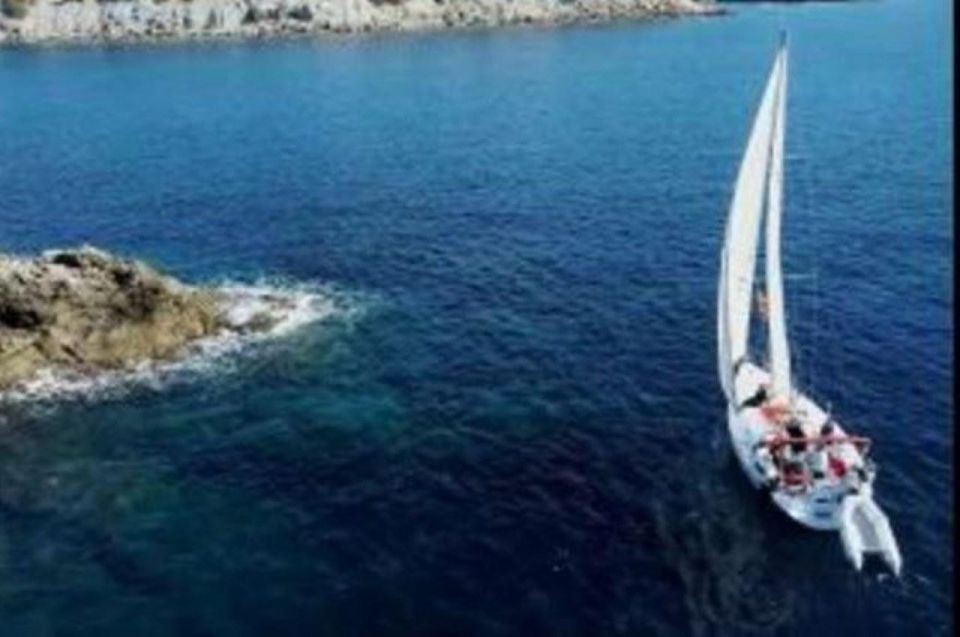 ANDRATX: ONE DAY TOUR ON A PRIVATE SAILBOAT - Experience Highlights