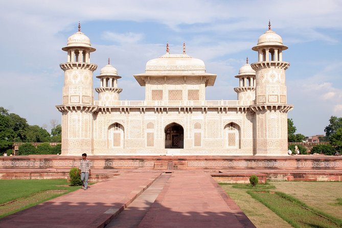 Approved Tour Guide in Agra for Full Day Sightseeing - Tour Inclusions and Logistics