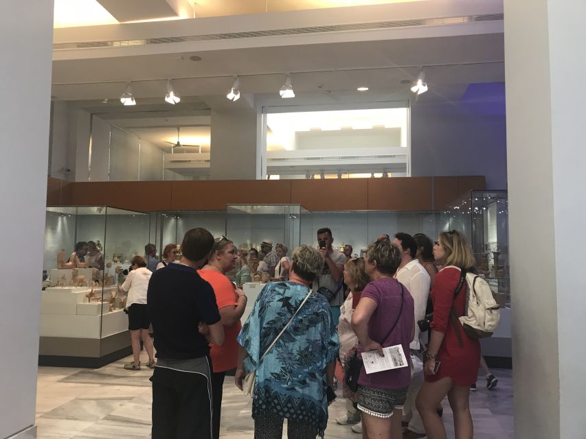 Archaeological Museum of Heraklion: Guided Walking Tour - Significance and Building Architecture