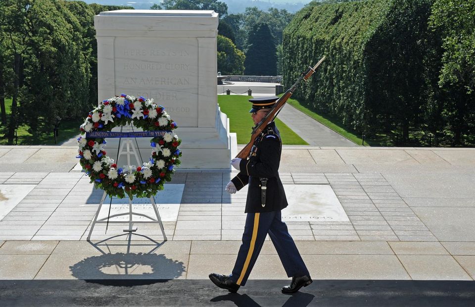 Arlington Cementary & Guard Ceremony With Iowa Jima Memorial - Experience Highlights