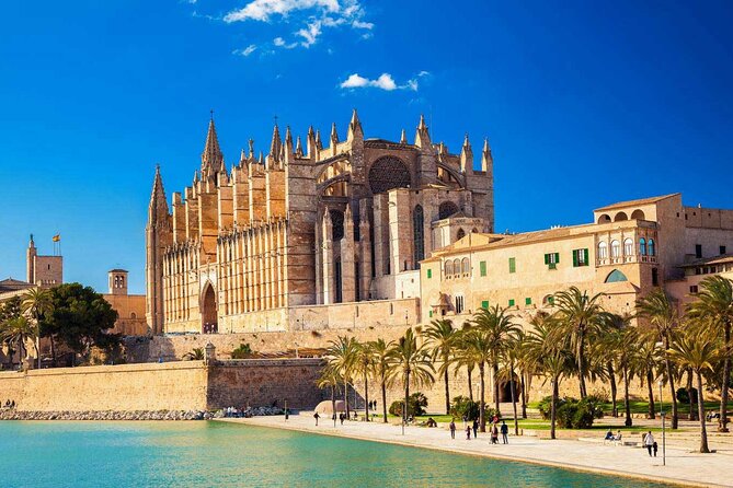 Arrival Private Transfers : Mallorca Airport PMI to Palma in Luxury Van - Booking Confirmation