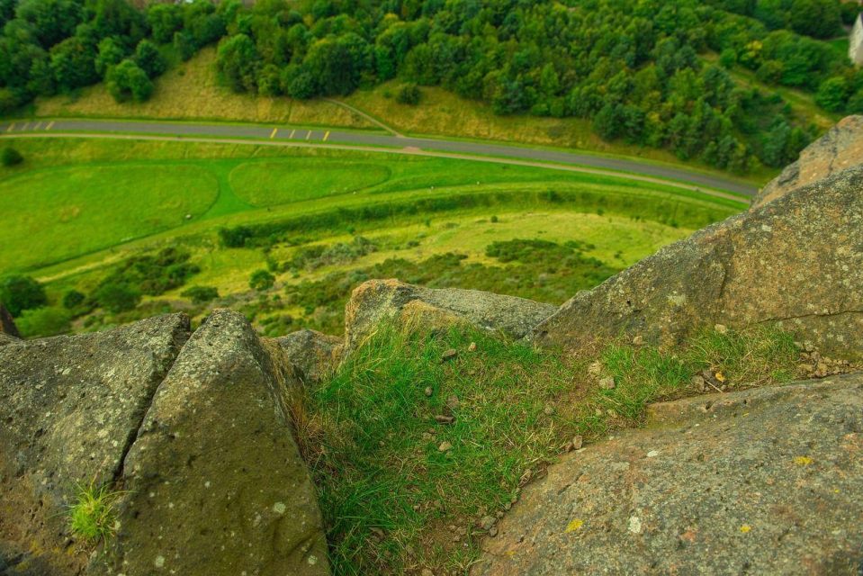 Arthur's Seat In App Audio Tour: a Vertiginous Hike - Experience Highlights of Arthurs Seat