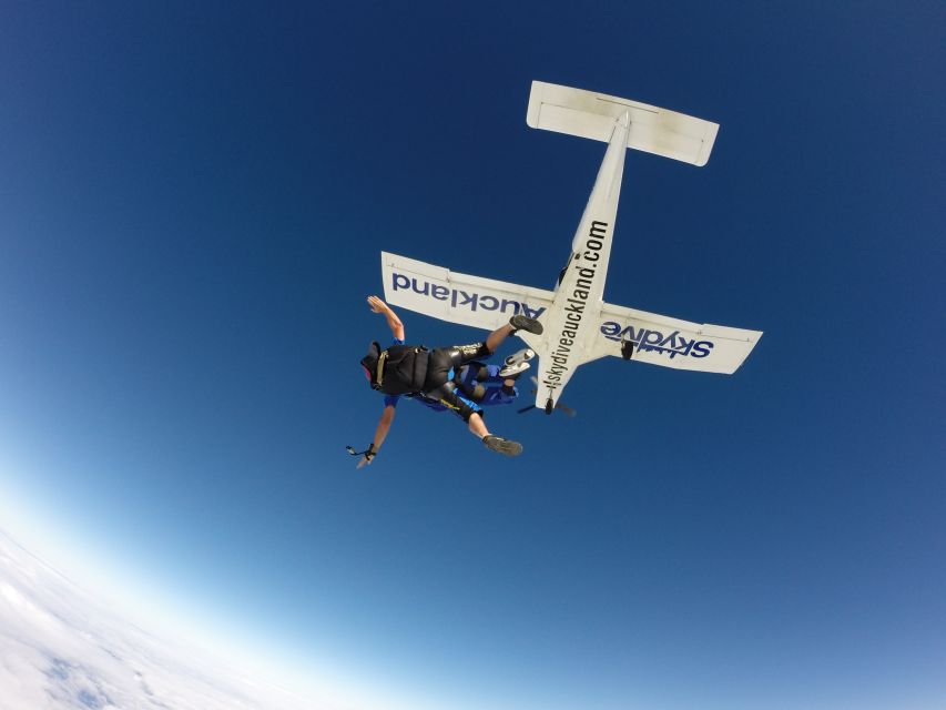 Auckland: 13000, 16000, or 18000-Foot Tandem Skydive - Adrenaline Rush and Freefall Duration