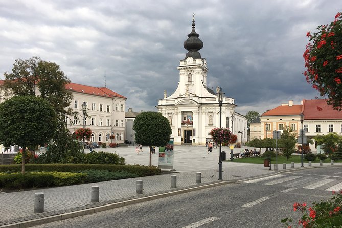 Auschwitz Birkenau and Wadowice Hometown of John Paul II, Tour From Krakow - Itinerary Highlights