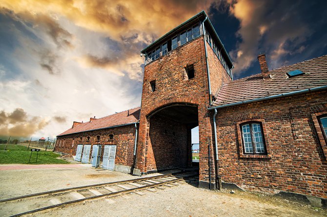 Auschwitz-Birkenau and Wieliczka Salt Mine Guided One Day Tour - Customer Reviews