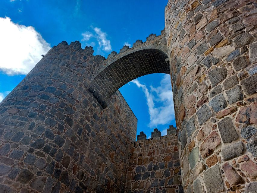 Ávila: Private Tour of Old Town and Basilica of San Vicente - Historical Exploration