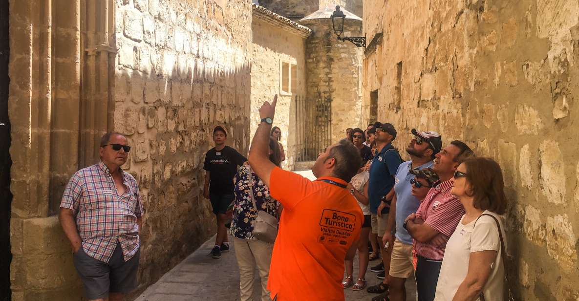Baeza: Guided City Tour - Language and Tour Highlights