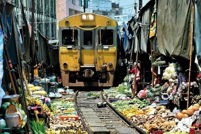 Bangkok - Risky Market and Floating Market Damnuen Saduak Minimum 2 Pax - Floating Market Visit