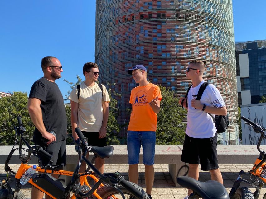 Barcelona 16:15:🔥Chipest 25-ТOP Sights, Local Guide, Bike - Languages Available and Group Size