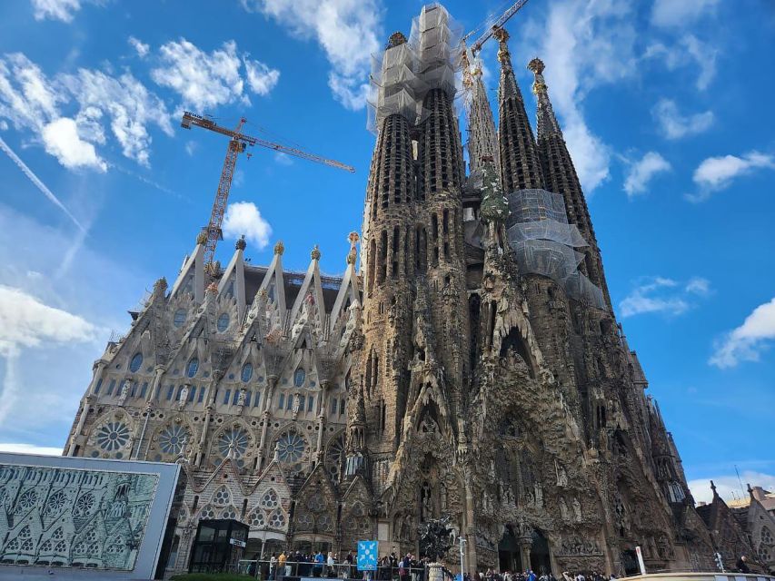 Barcelona: 25-ТOP Tour German Local Guide, Bike/Ebike - Tour Details