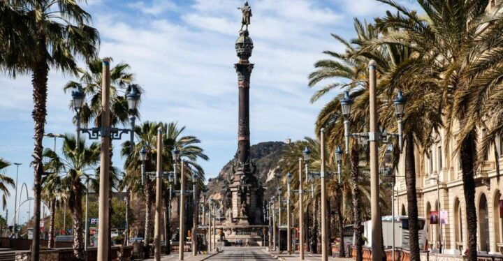 Barcelona Port and Sea Walking Tour With Columbus Monument - About the Activity