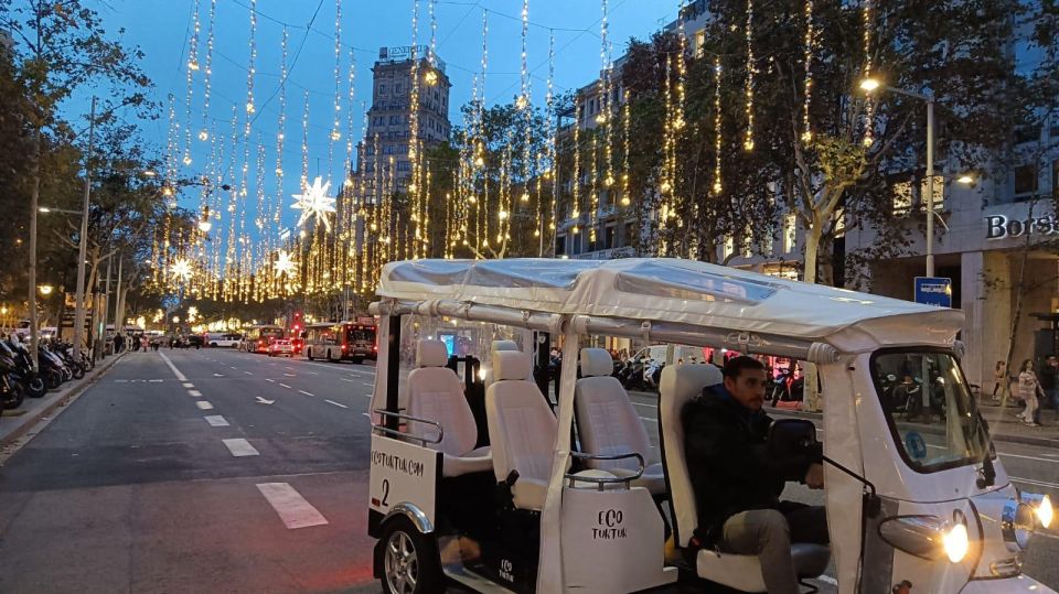 Barcelona: Private Christmas Lights Tour by Eco Tuk Tuk - Flexible Reservation Options