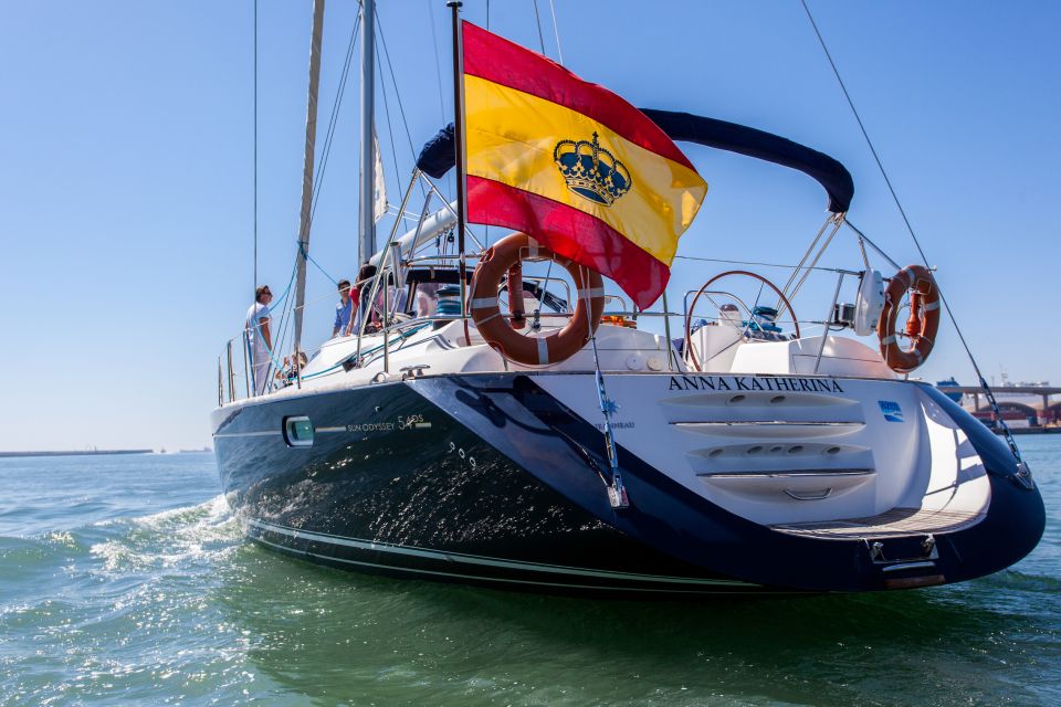 Barcelona: Private Luxury Sailing Tour - Experience Highlights