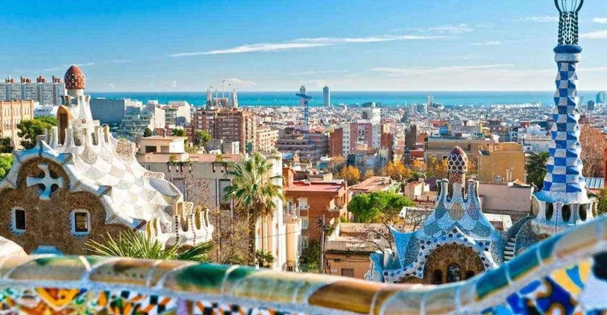 Barcelona: Private Sagrada Familia and Park Guell Tour - Skip-the-Line Entry and Live Guide