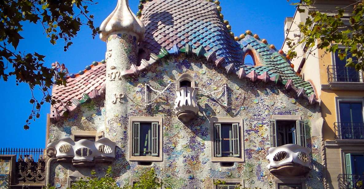 Barcelona: Sailing Trip, Sagrada Familia, and Casa Batlló - Experience Highlights