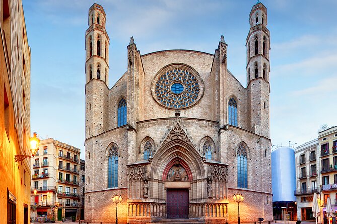 Barcelonas Charming El Born Neighbourhood - Private Live Virtual Experience - Notable Landmarks and Attractions