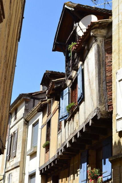 Bergerac: Private Guided Walking Tour - City Exploration