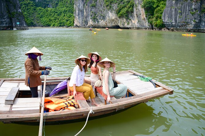 Best Halong Bay 2D1N Cruise : Supprising Cave, Titop Island,Kayak - Reviews and Ratings Analysis