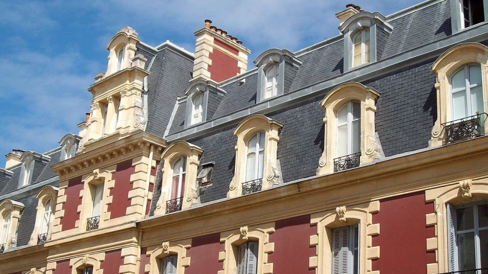 Biarritz: 2-Hour Private Guided Walking Tour - Inclusions
