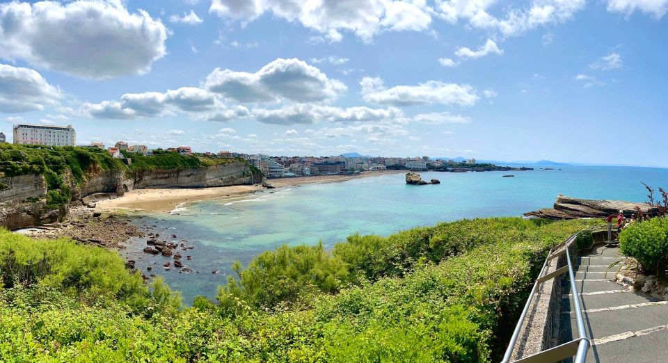 Biarritz : Private Transfer To/From Airport & Train Station - Booking Information