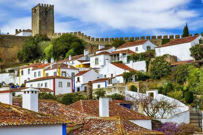 Big Waves of Nazaré - Private Tour - Scenic Destinations