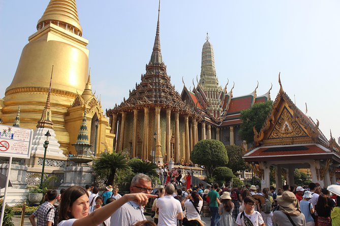 BKK Cultural Exploration Guided Trip & Thai Classic Cabaret Show - Tour Itinerary